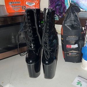 Pleaser boots 8 inch size 7